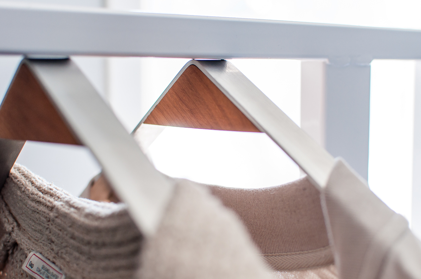 Magnetic clothes hanger，originality，Design，fashion，magnetic force，