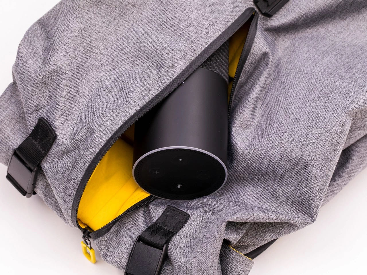 Intelligent voice，