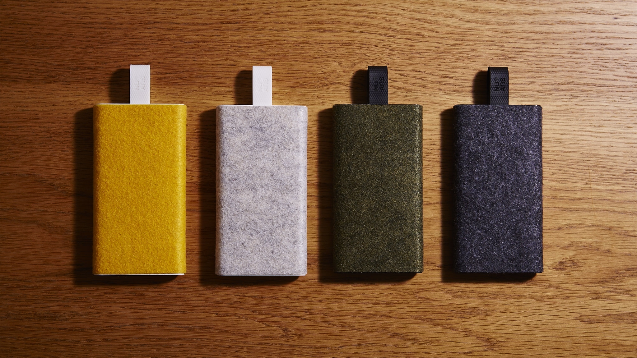 product design，industrial design，portable battery，convenient，Simplicity，