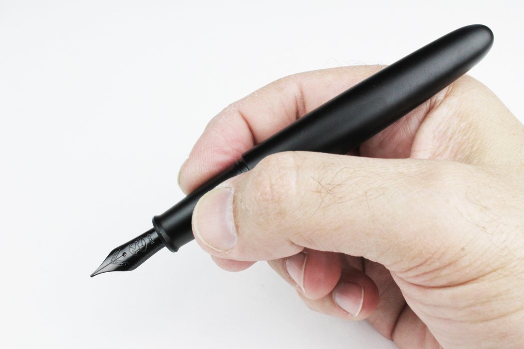 product design，industrial design，Pen，Simplicity，convenient，