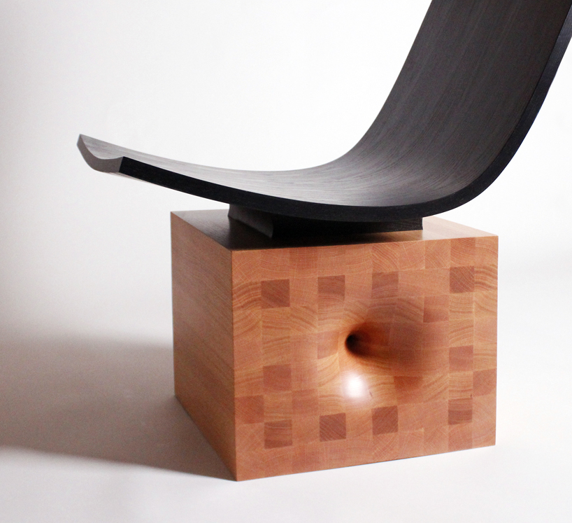 chair，drawer，plate，wooden ，Wormhole，