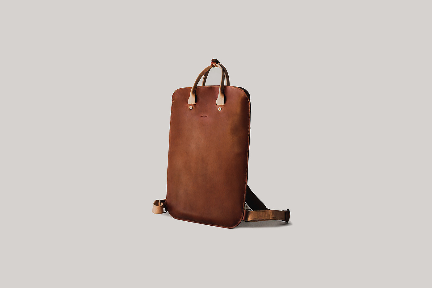ornaments，knapsack，Adolfo Navarro，Leatherwear，Handmade，man，