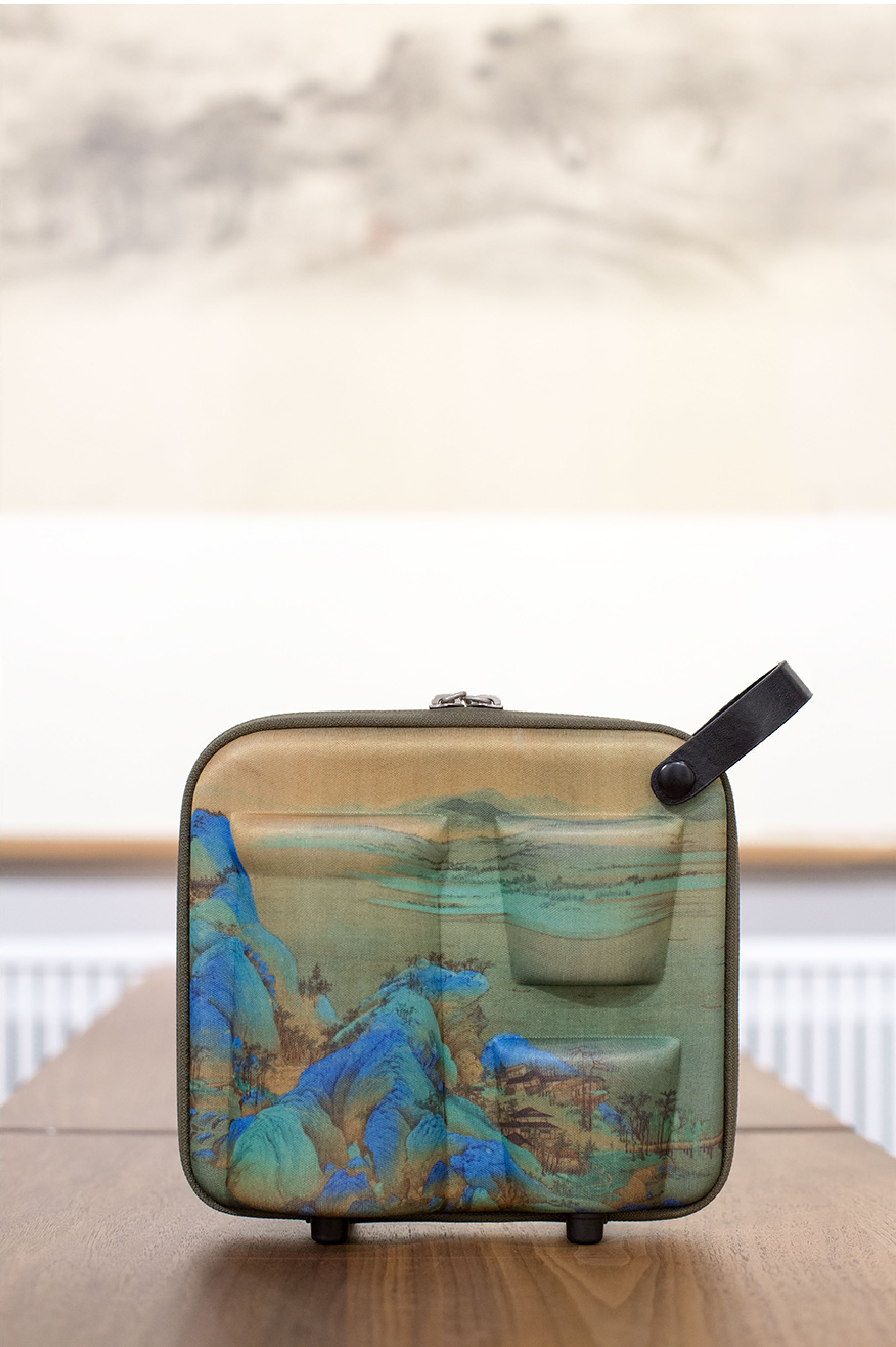 Beijing Forbidden City Culture，Thousands of miles of rivers and mountains，Original design products，travel kit ，Portable travel tea set，