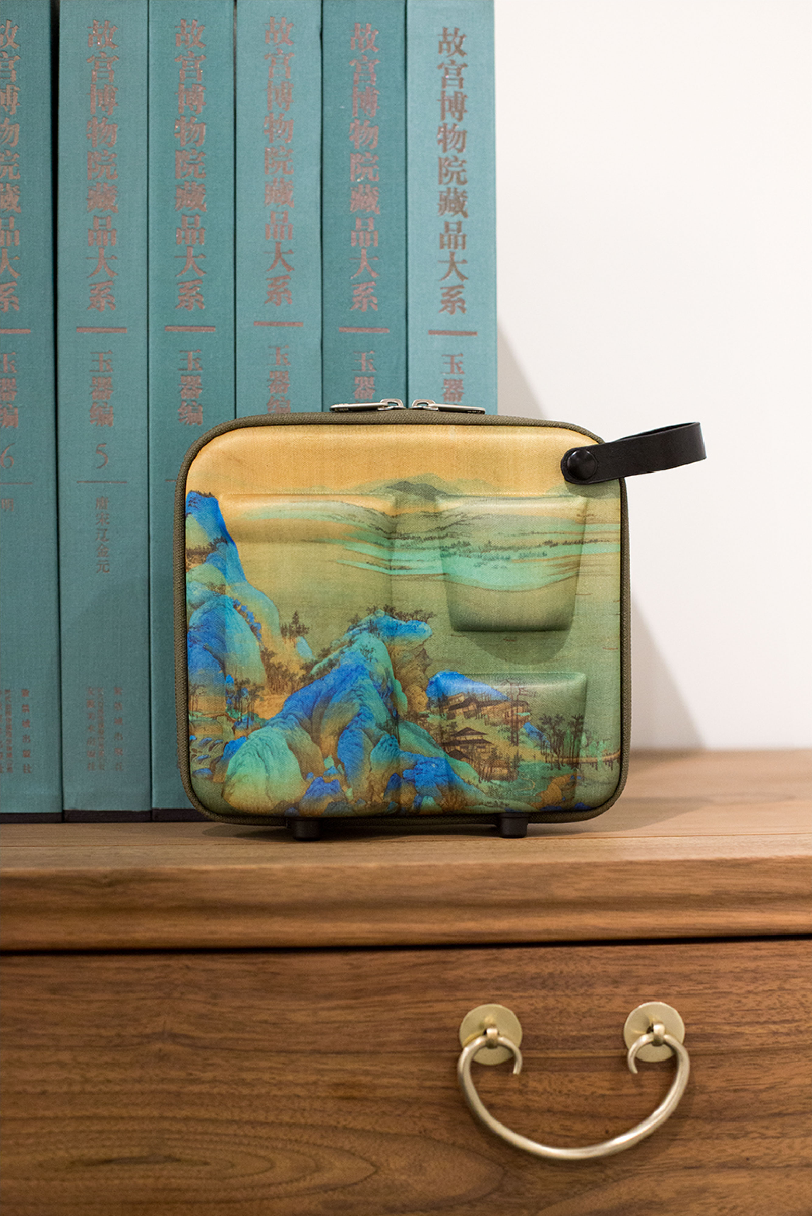 Beijing Forbidden City Culture，Thousands of miles of rivers and mountains，Original design products，travel kit ，Portable travel tea set，