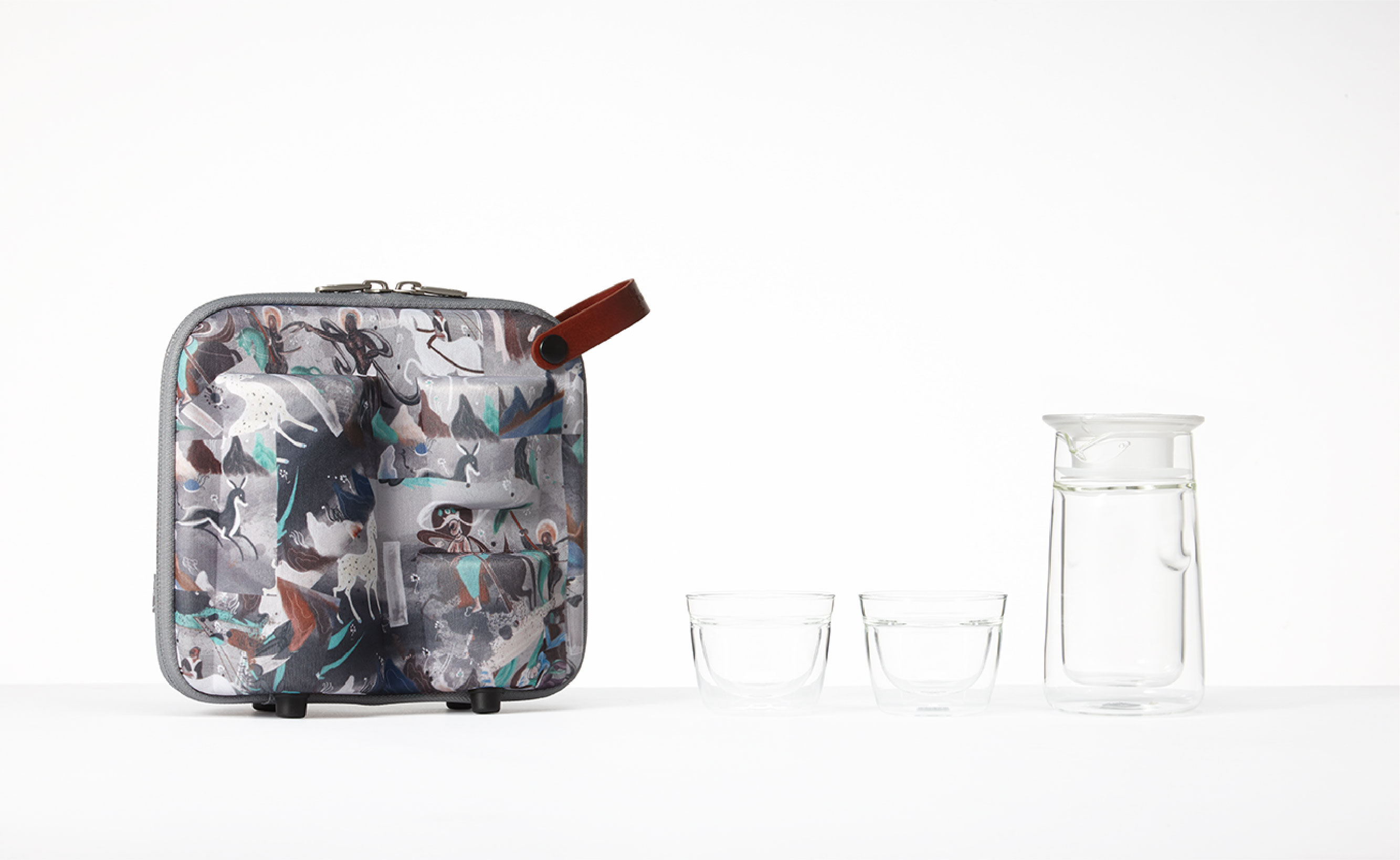 Beijing Forbidden City Culture，Thousands of miles of rivers and mountains，Original design products，travel kit ，Portable travel tea set，