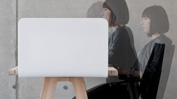 desk，product design，Simplicity，woodiness，