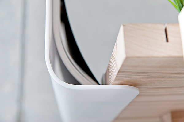 desk，product design，Simplicity，woodiness，