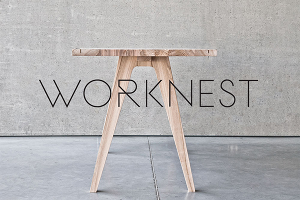 desk，product design，Simplicity，woodiness，
