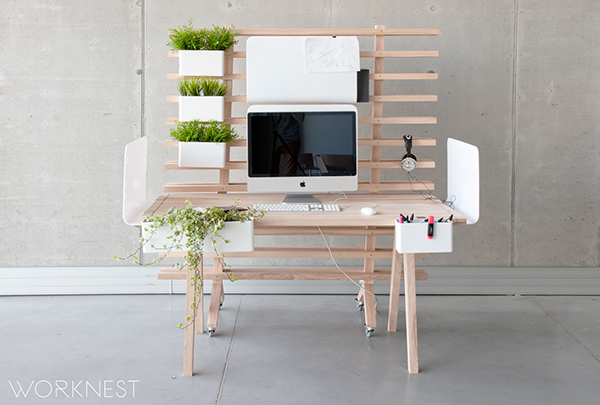 desk，product design，Simplicity，woodiness，
