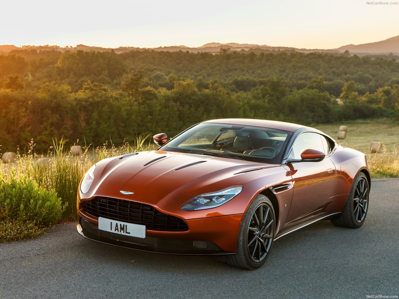Aston Martin，ASTONMARTIN，Alias，Digital analog，three-dimensional，