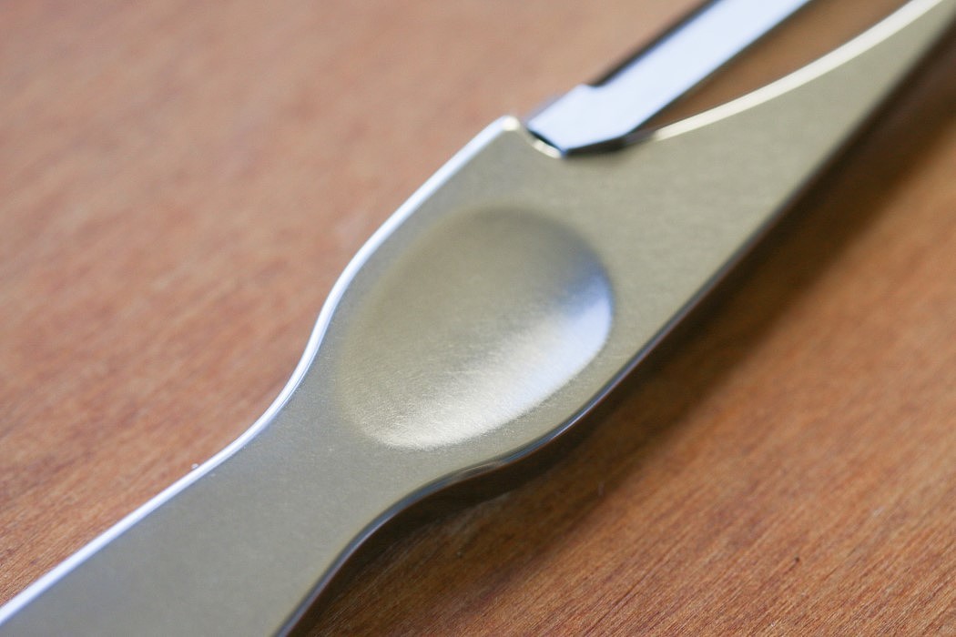 product design，industrial design，titanium alloy，Simplicity，Ergonomics，