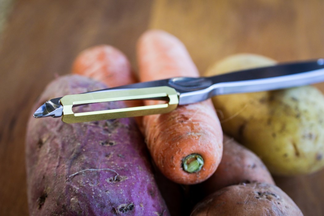 product design，industrial design，titanium alloy，Simplicity，Ergonomics，