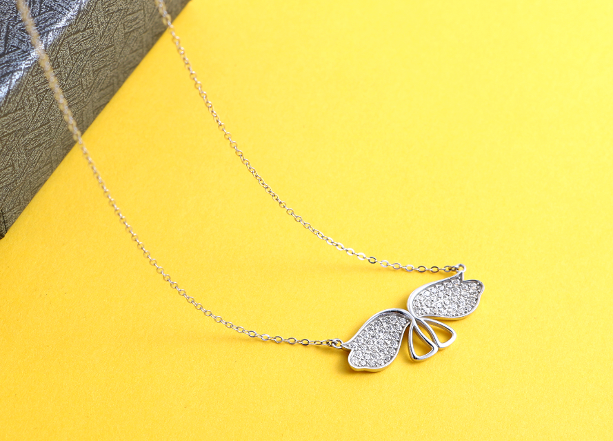 Necklace，jewelry，Silver ornaments，butterfly，wing，
