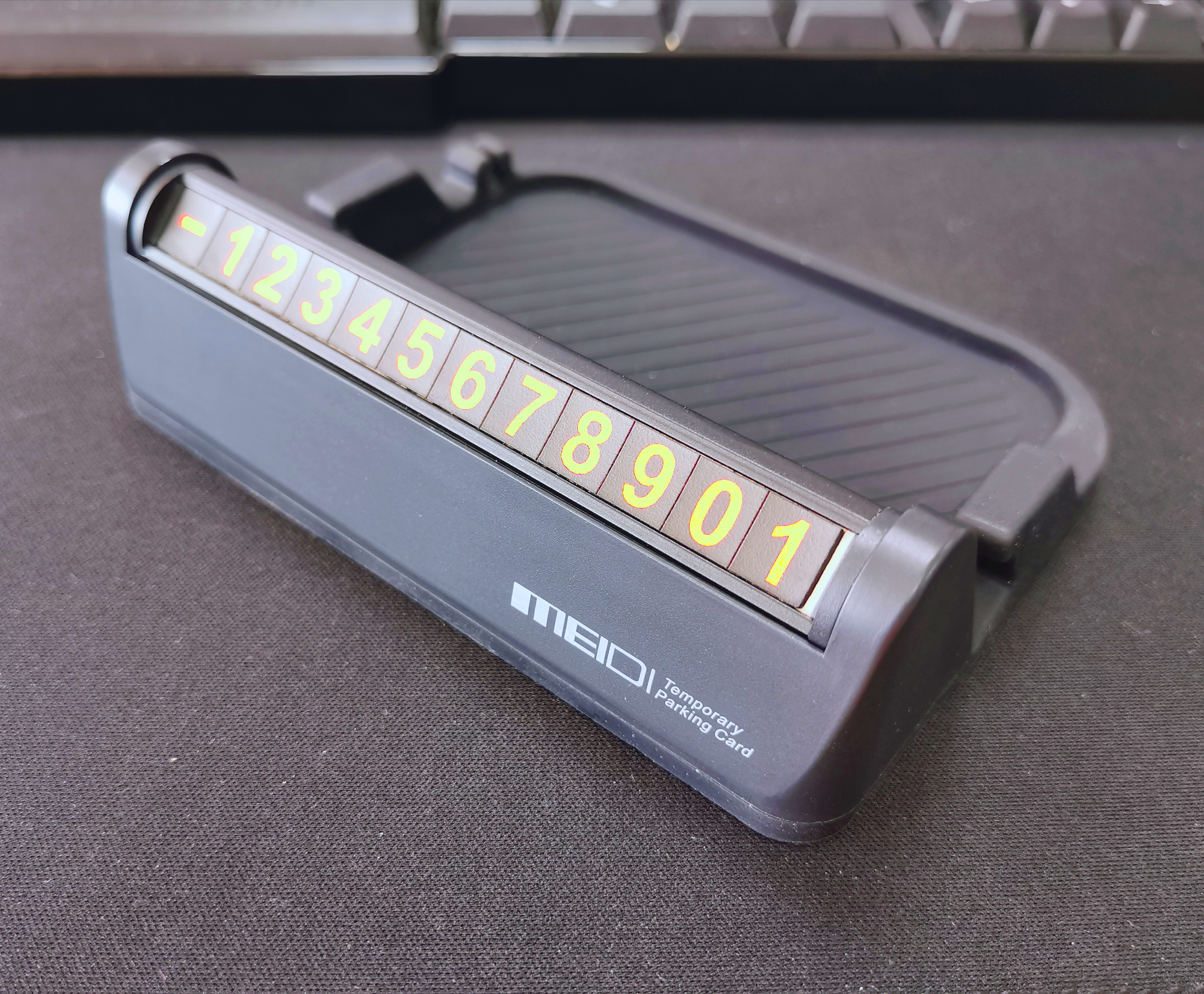 Parking sign，Vehicle mount ，product design，