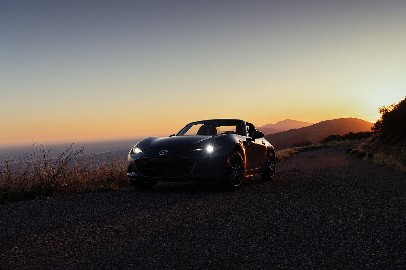 automobile，Night view，Miata，