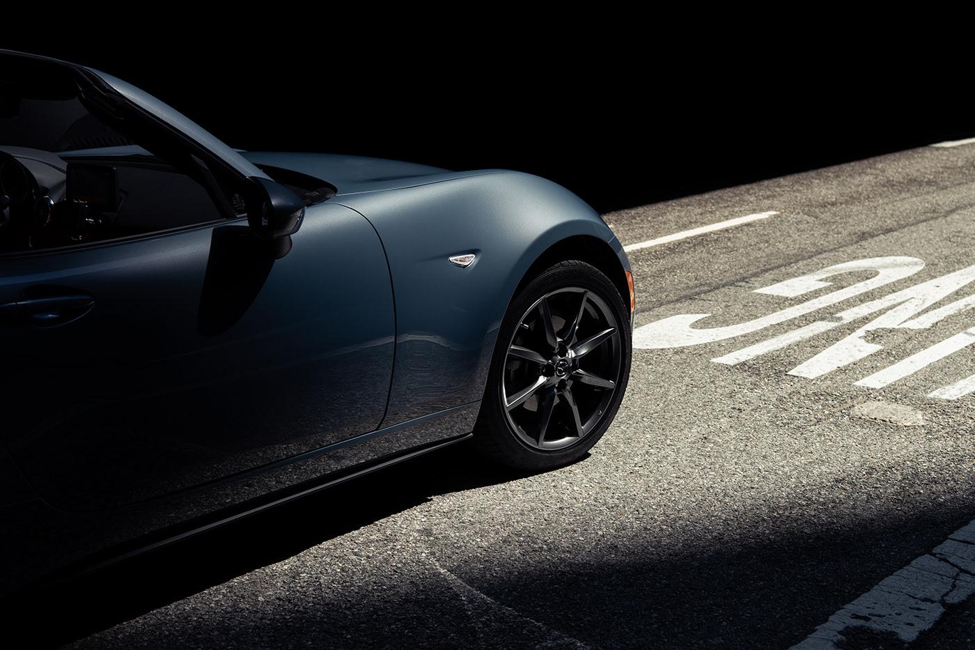automobile，Night view，Miata，