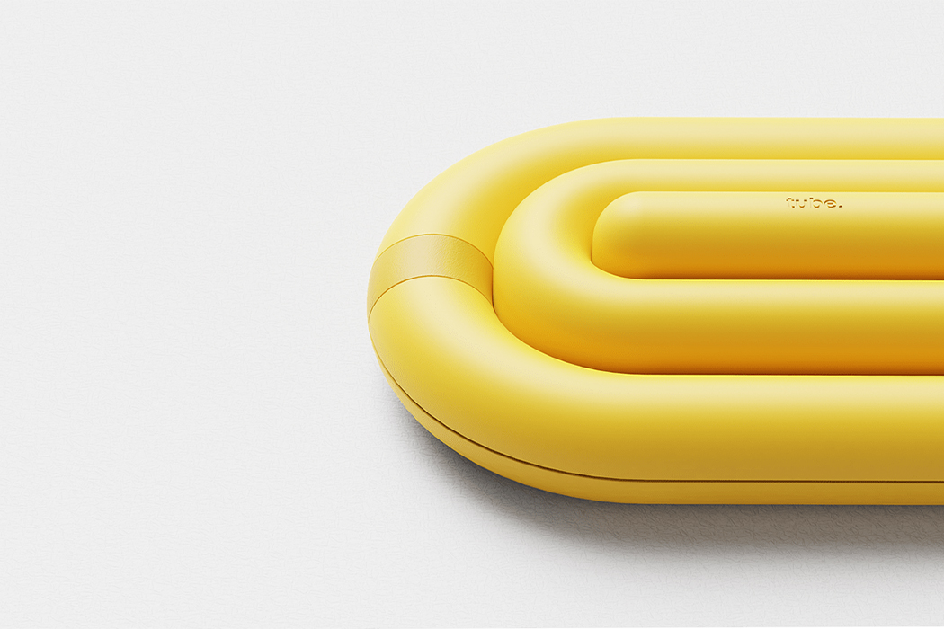 mouse，Unconventional，yellow，beach，