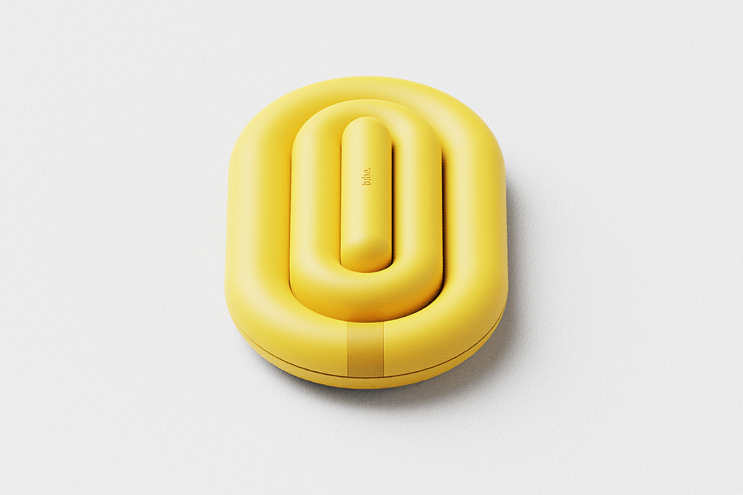 mouse，Unconventional，yellow，beach，