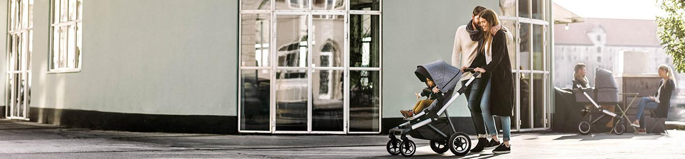 baby carriage，children，security，black，