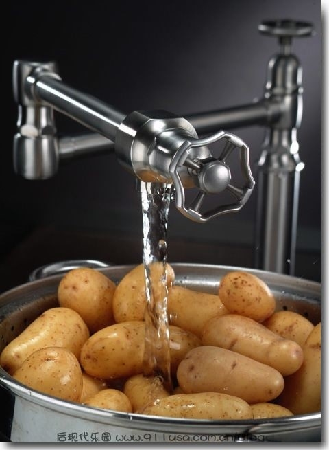 Sanitary products ，Faucet design，