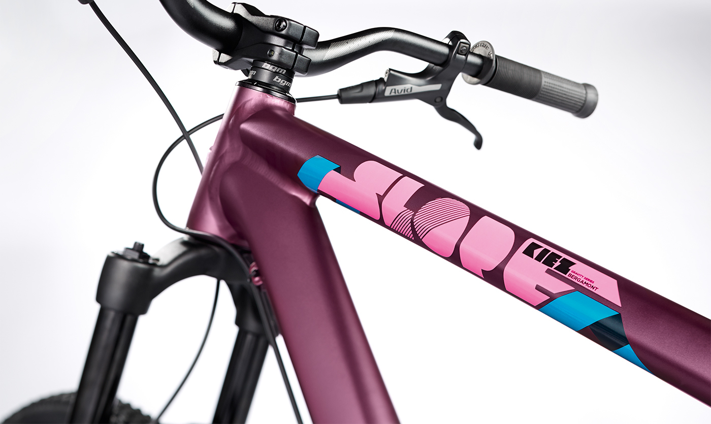 a mountain country，delicate，lithe，comfortable，Shockproof，