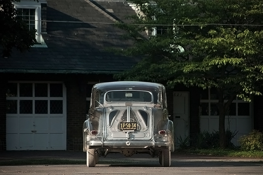 automobile，Fully transparent，classical，Aesthetic feeling，