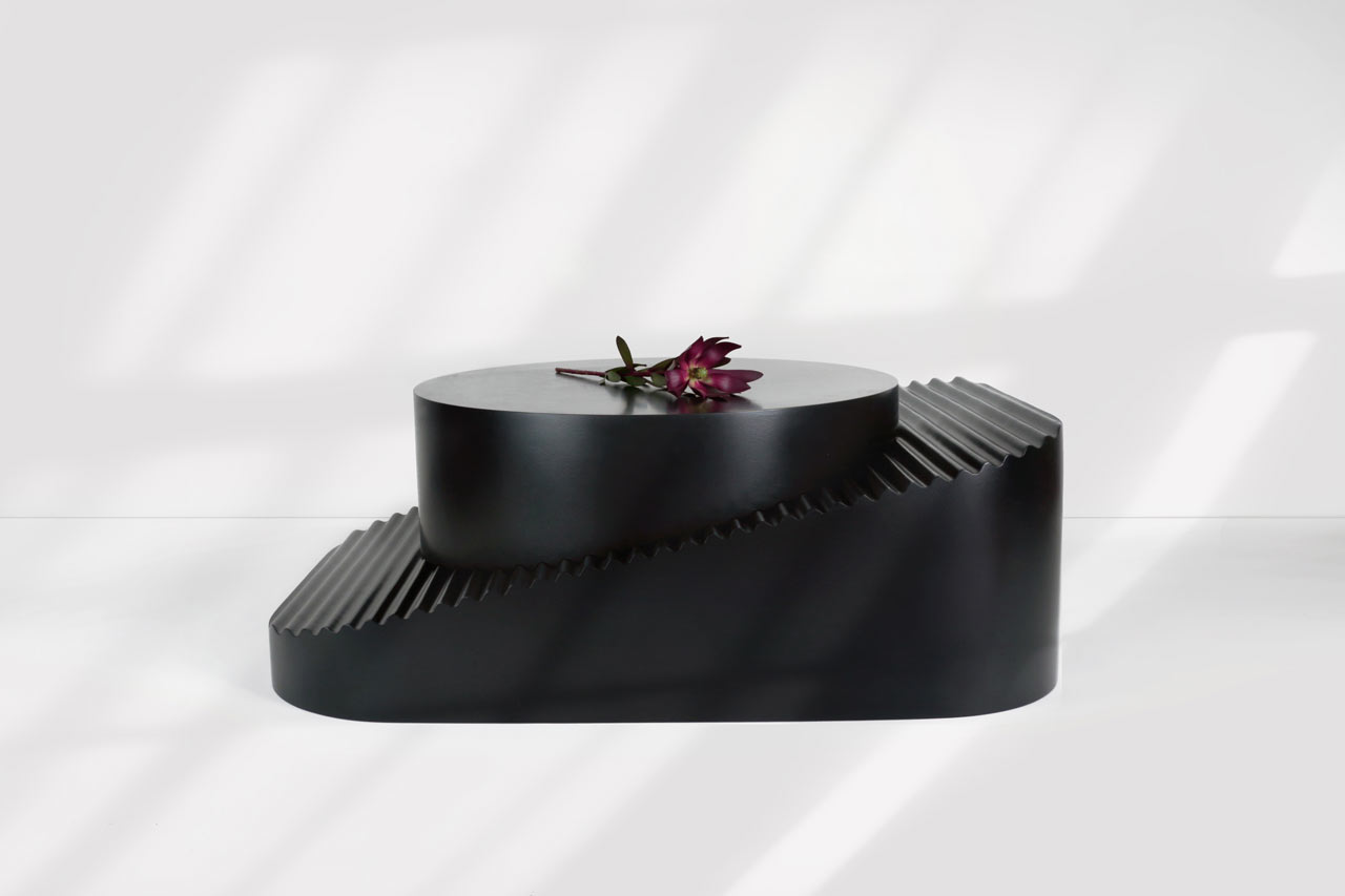 black，Coffee table，Step，