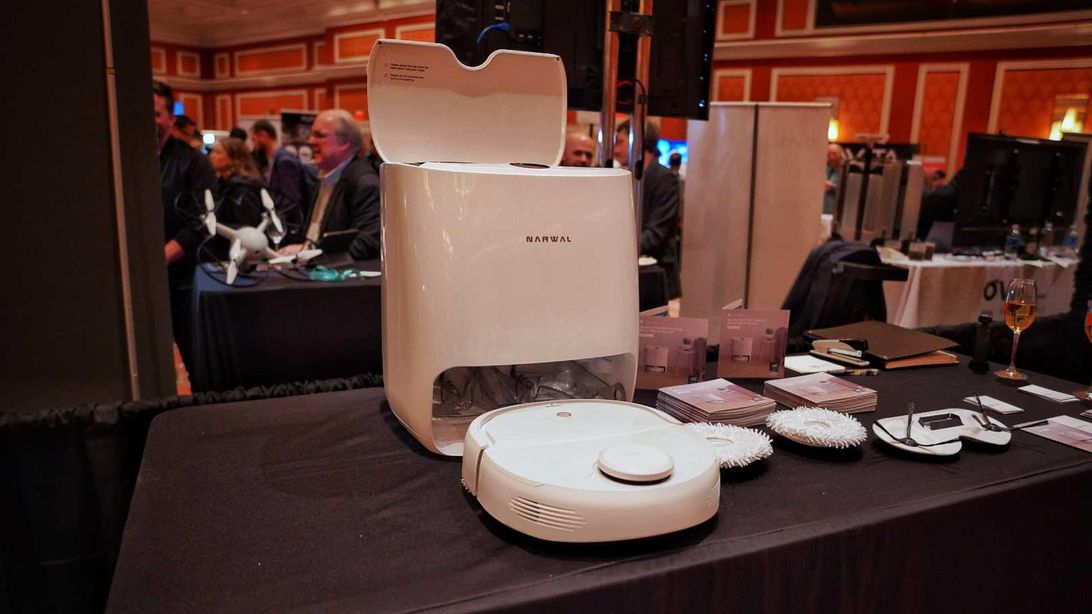 T10 Envelope，Sweeping robot，Household Electric Appliances，2020 red dot product design award，