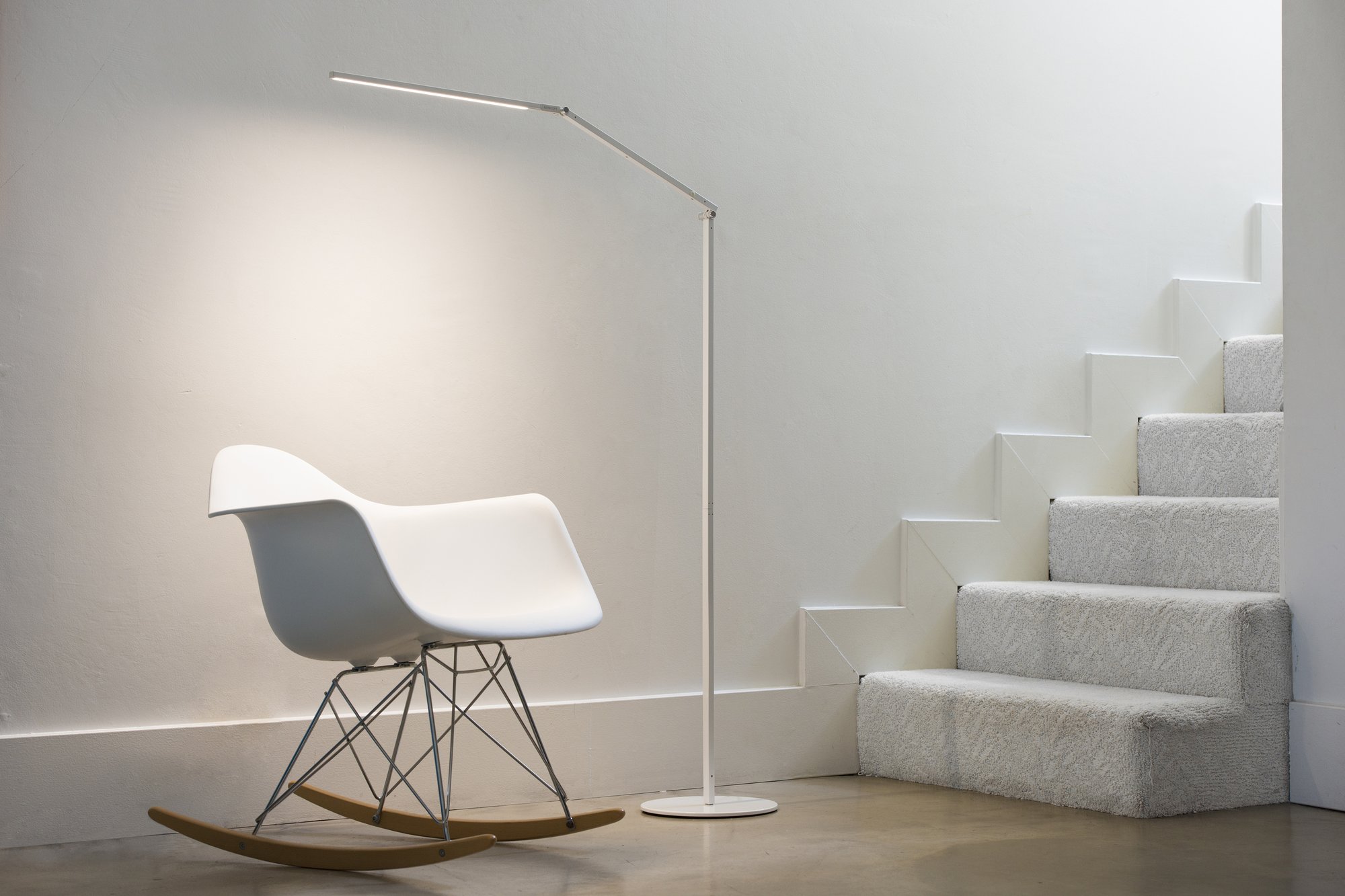 Floor lamp，lighting，concise，Slender，