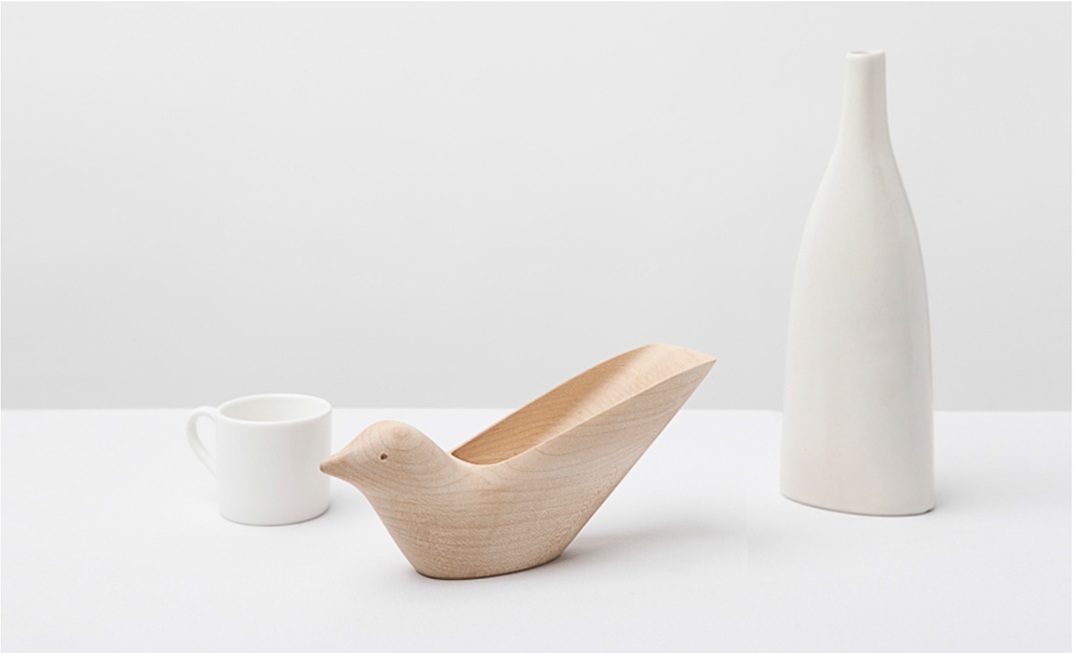 pen container，Tropical bird，Feather，Red Dot Design Award，