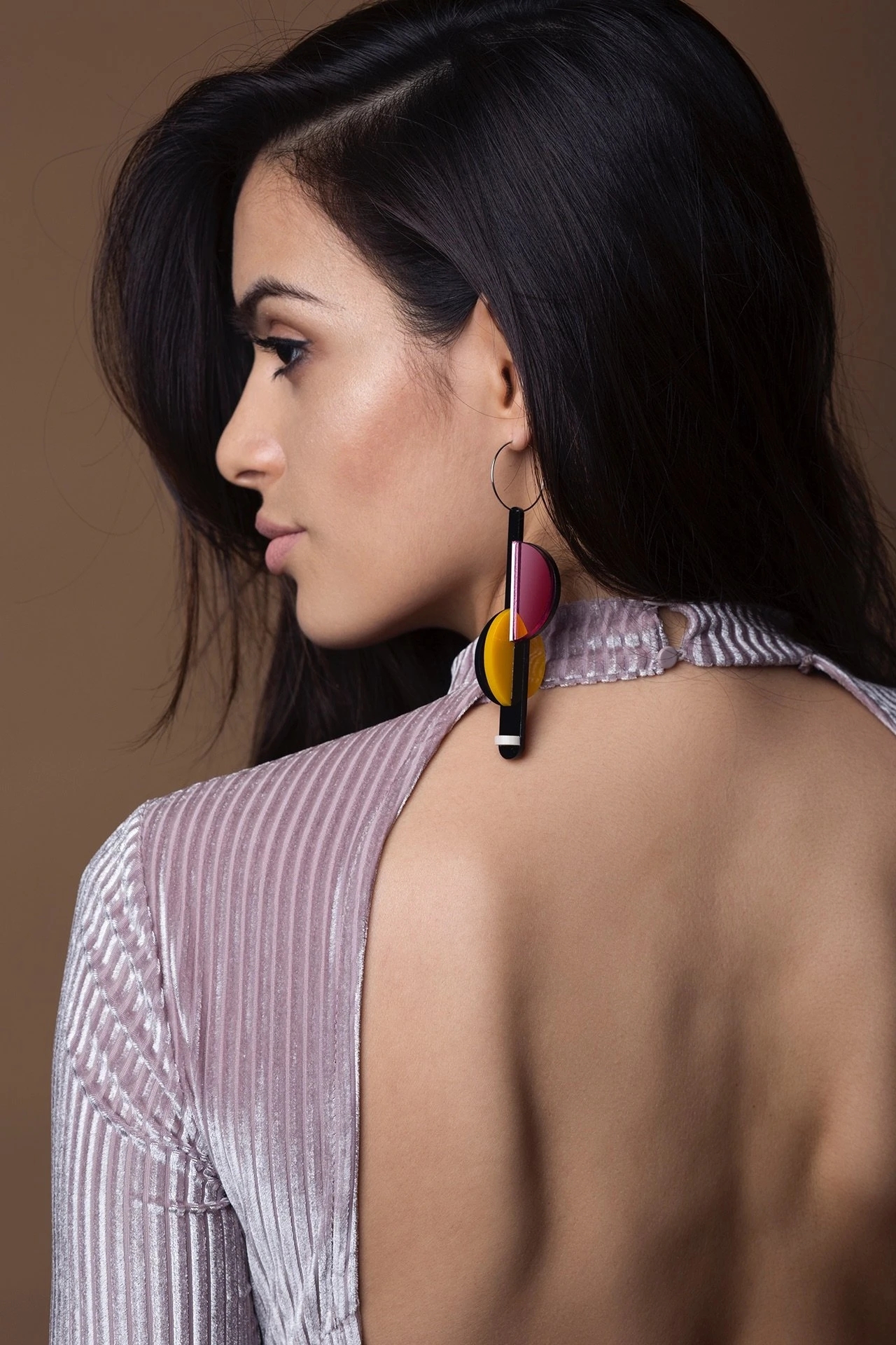 Earrings，Geometric language，El Lissitzky，