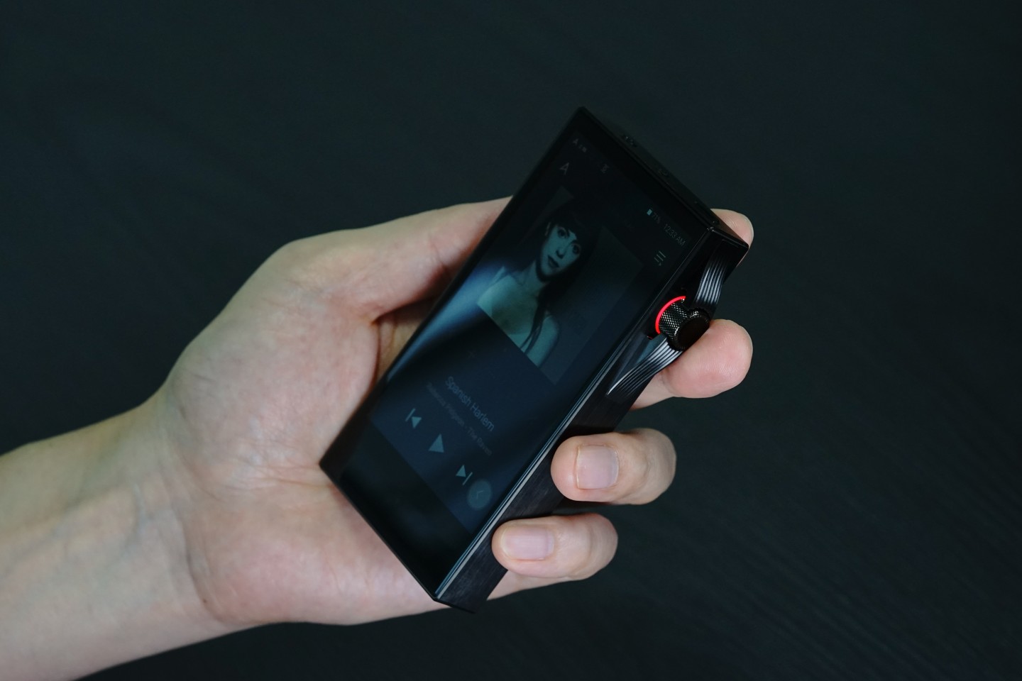 2020 red dot product design award，SA700，led，stainless steel，high resolution，Digital audio player，Audio player，