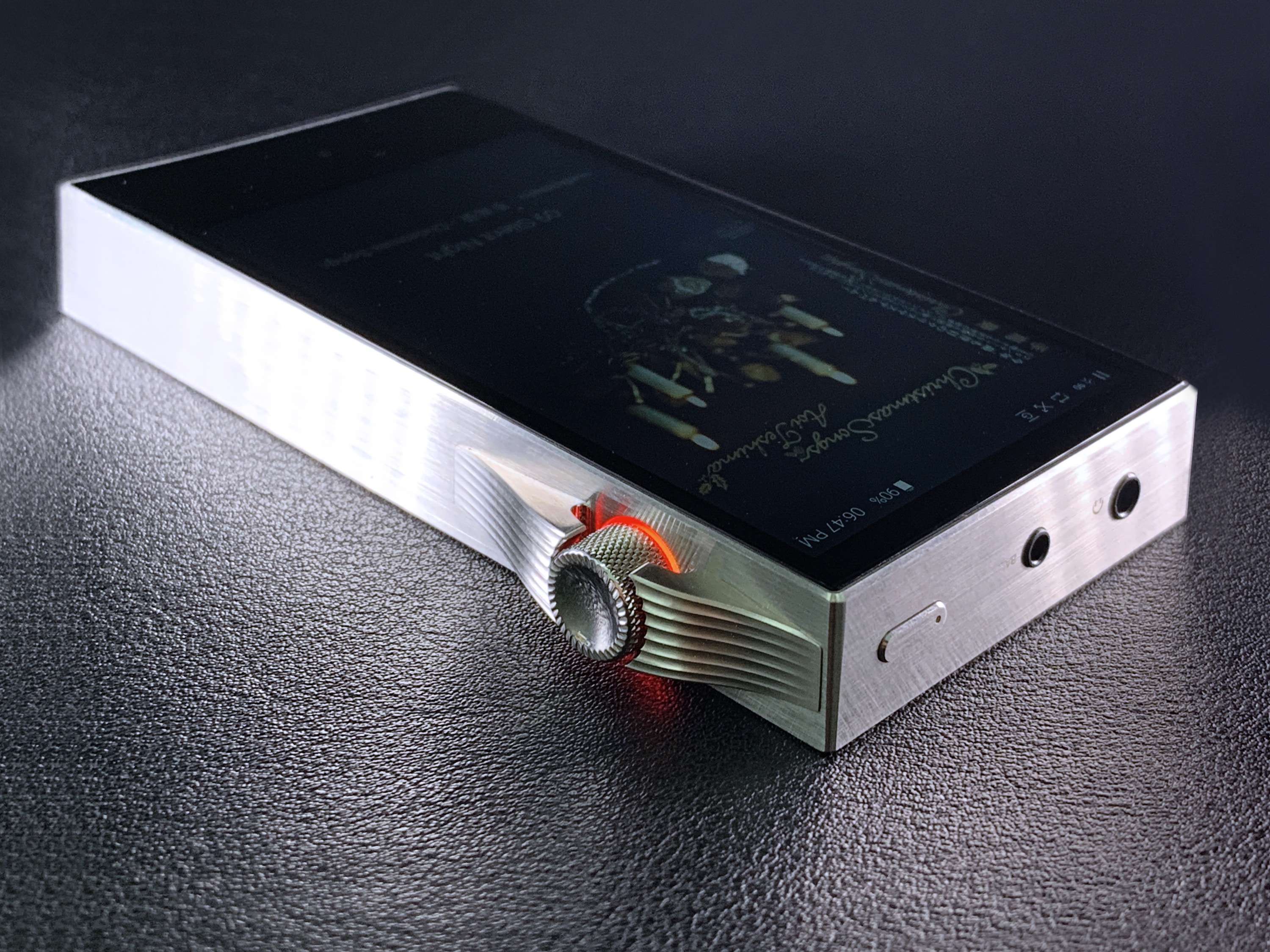 2020 red dot product design award，SA700，led，stainless steel，high resolution，Digital audio player，Audio player，