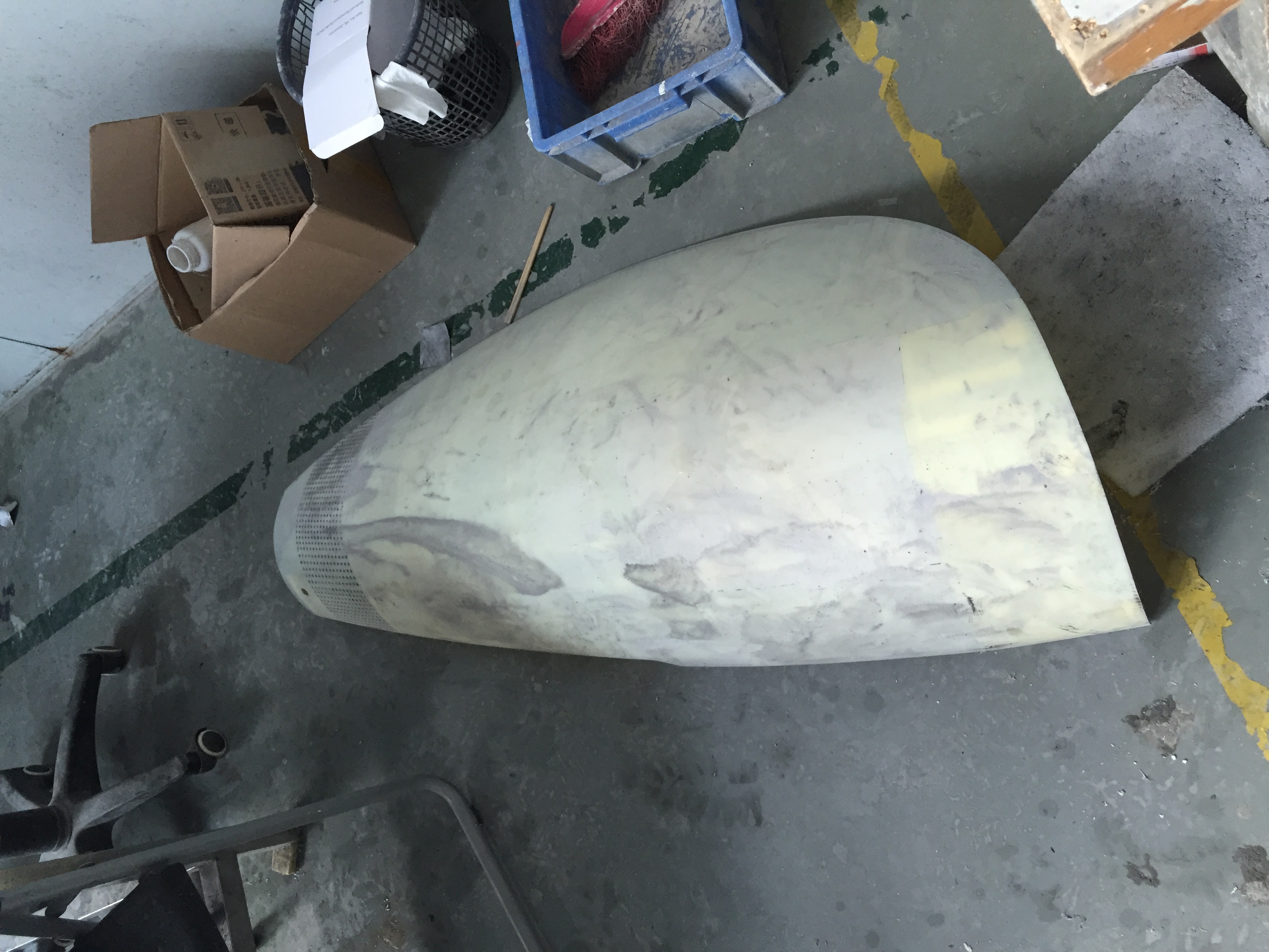 Advertising machine, projection，