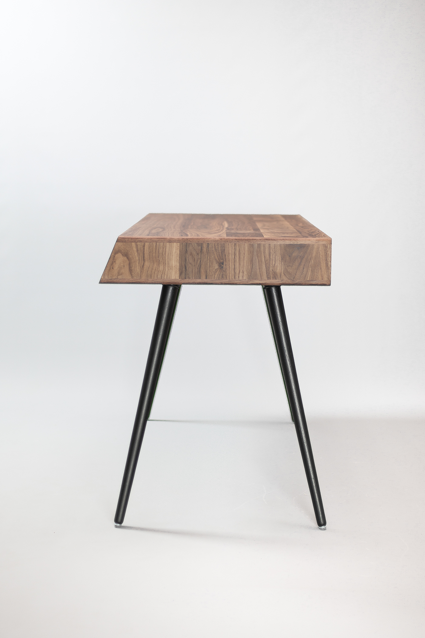 product design，Office Supplies，woodiness，practical，