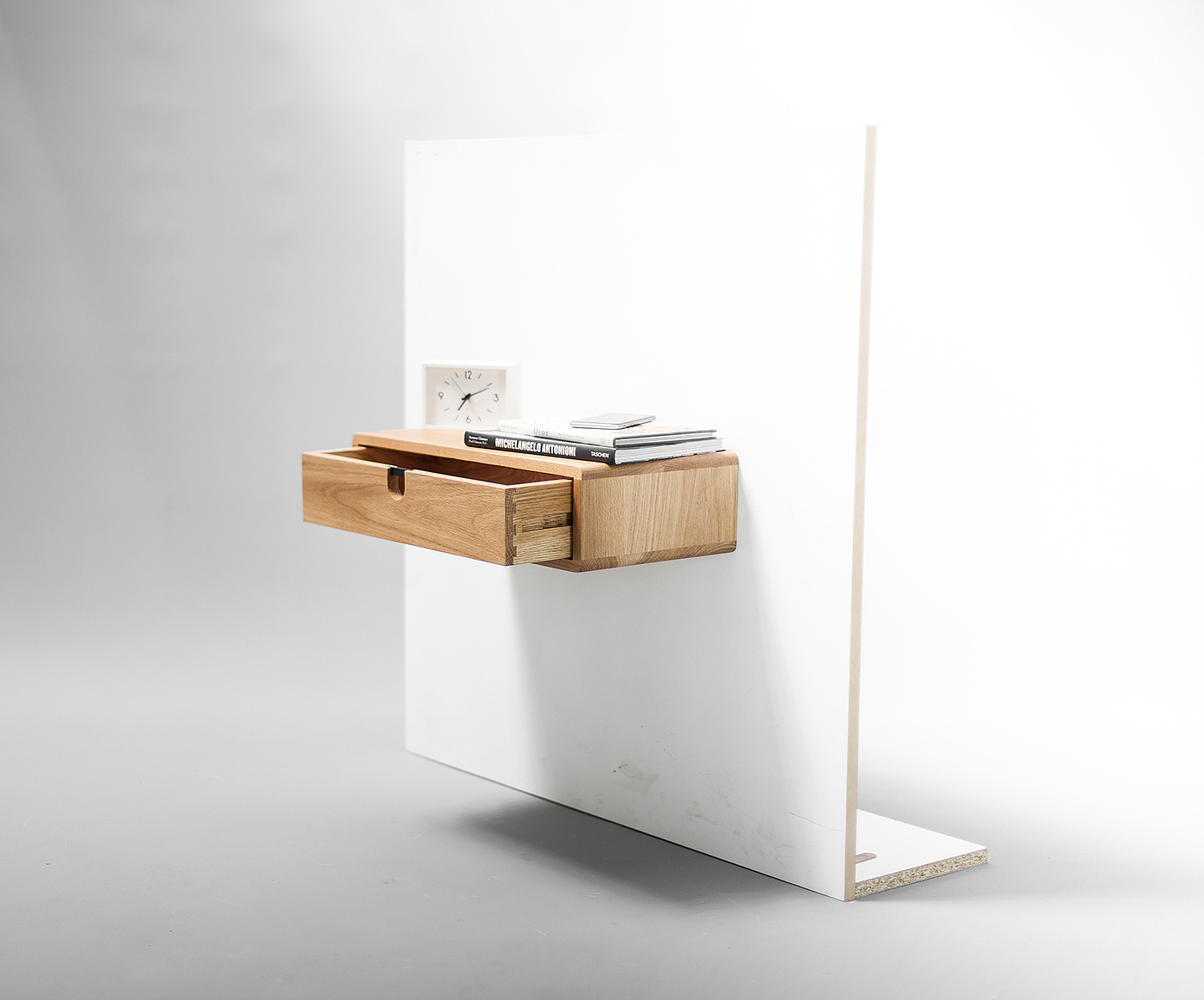 Simplicity，product design，Home design，woodiness，practical，