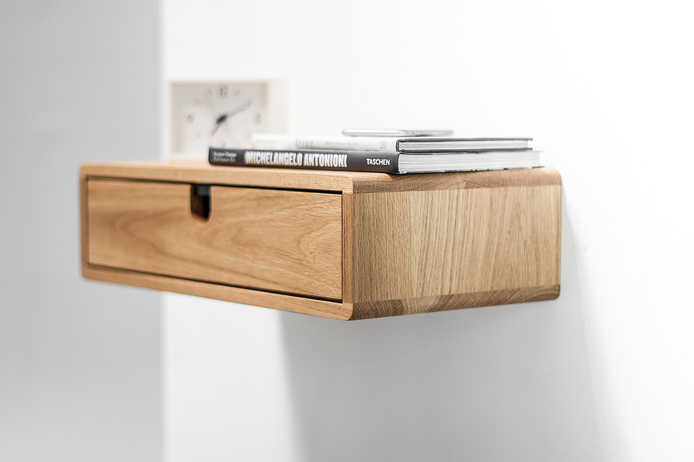 Simplicity，product design，Home design，woodiness，practical，