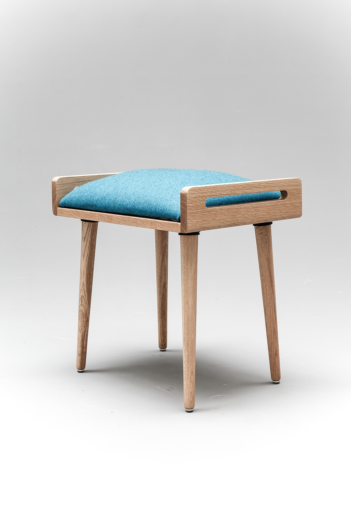 furniture design ，Simplicity，beautiful，woodiness，comfortable，