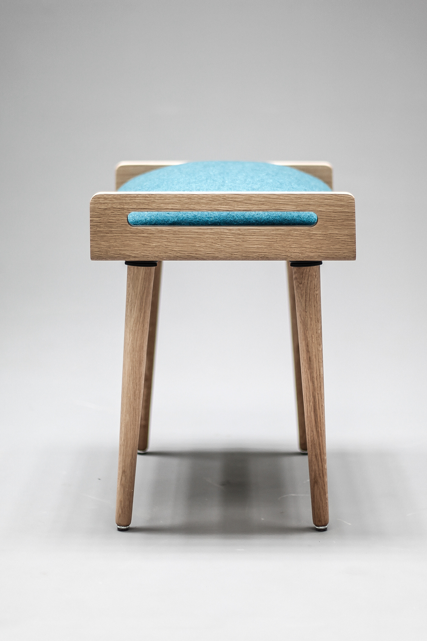 furniture design ，Simplicity，beautiful，woodiness，comfortable，