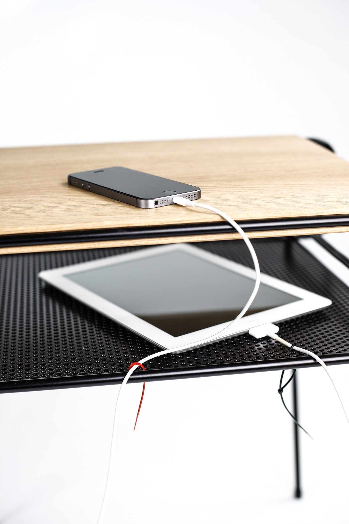 desk，Simplicity，frame，product design，furniture design ，