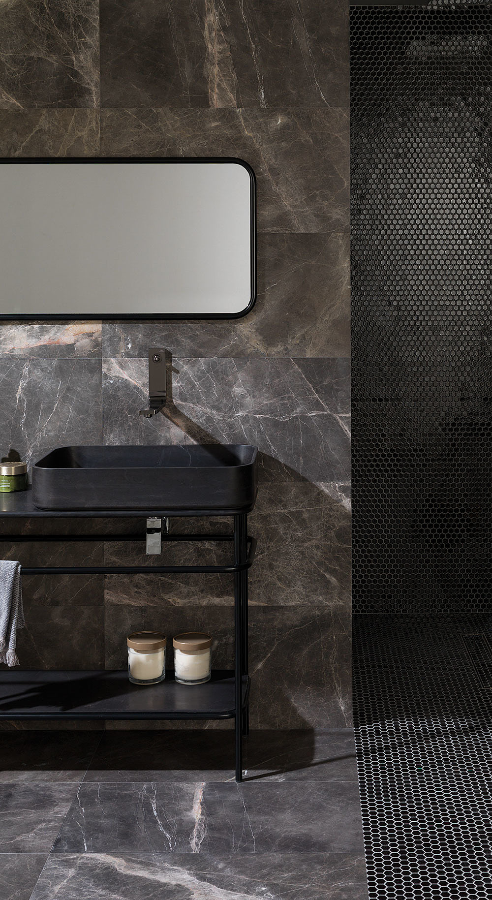 Marble，Simple structure，Double basin drawer，Lightweight，delicate，luxurious，