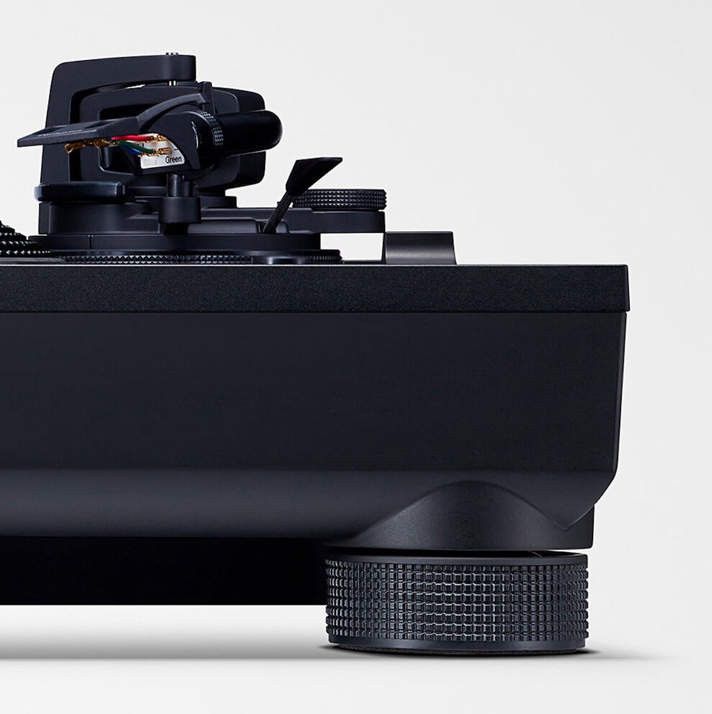 2020 red dot product design award，Technics SL-1200MK7，DJ disc，