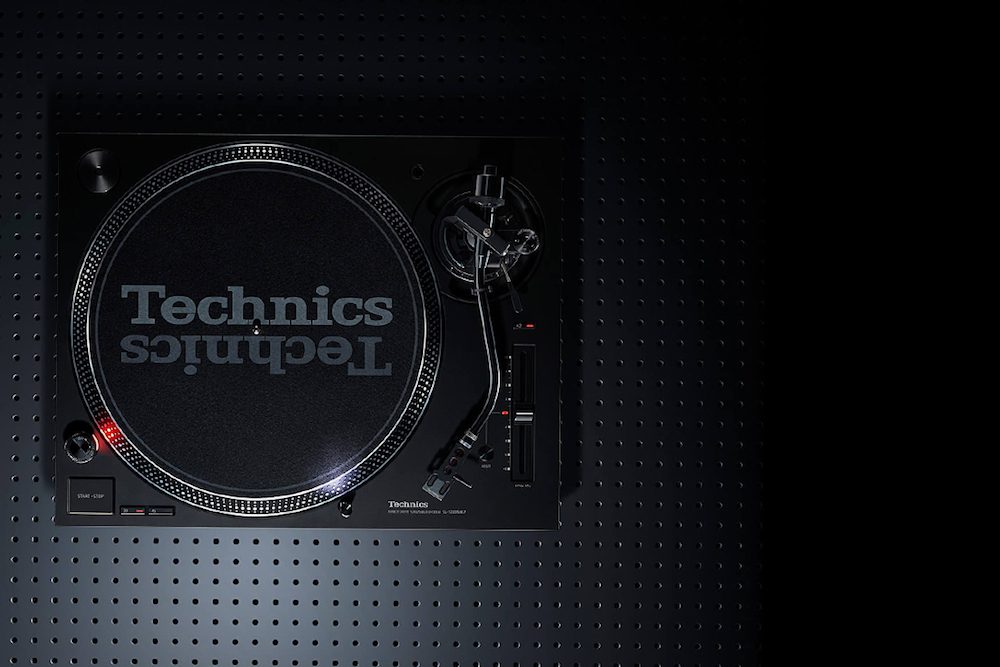 2020 red dot product design award，Technics SL-1200MK7，DJ disc，