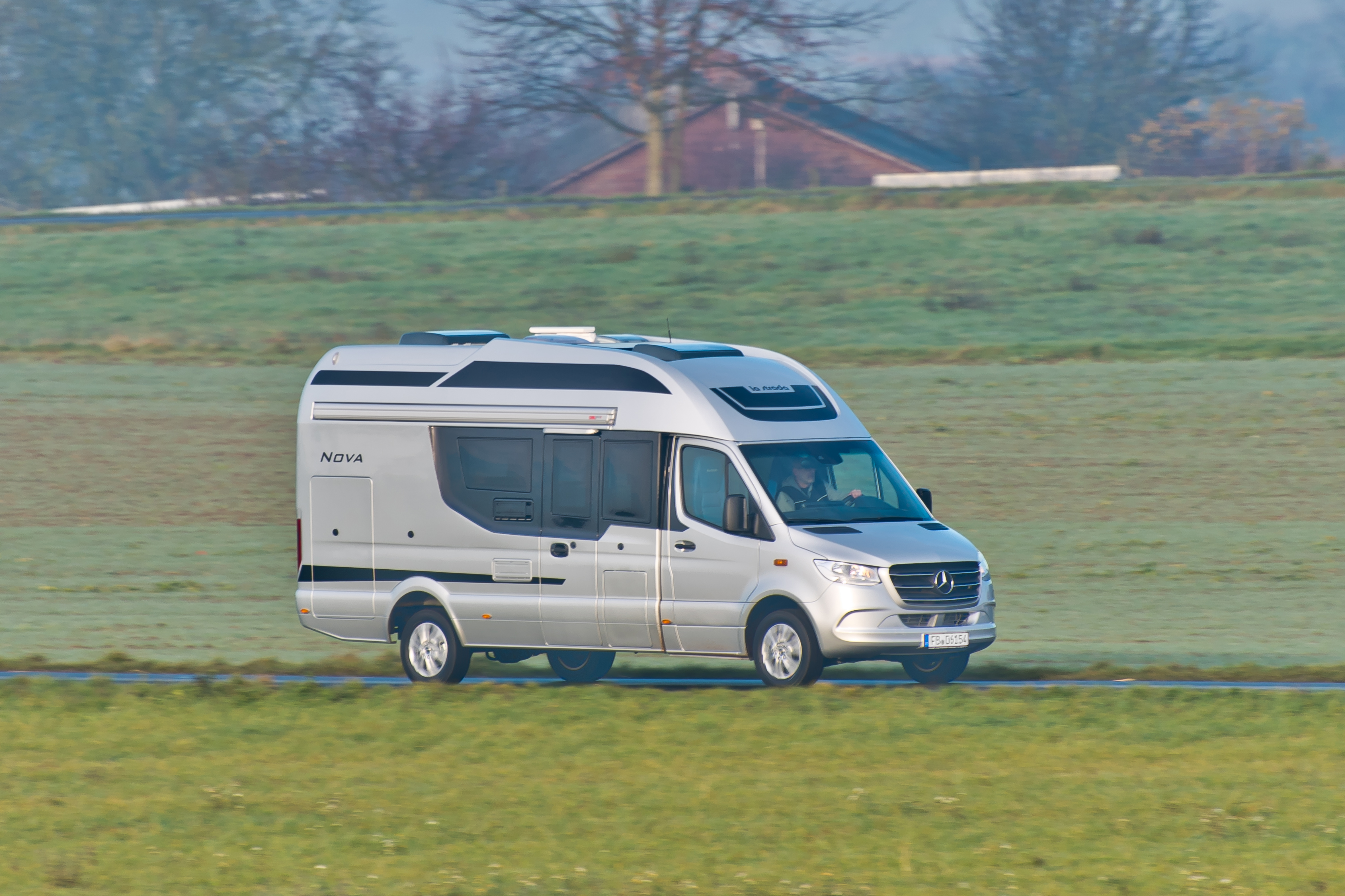 2020 red dot product design award，the road Nova EB，Glass reinforced plastics，Touring car，