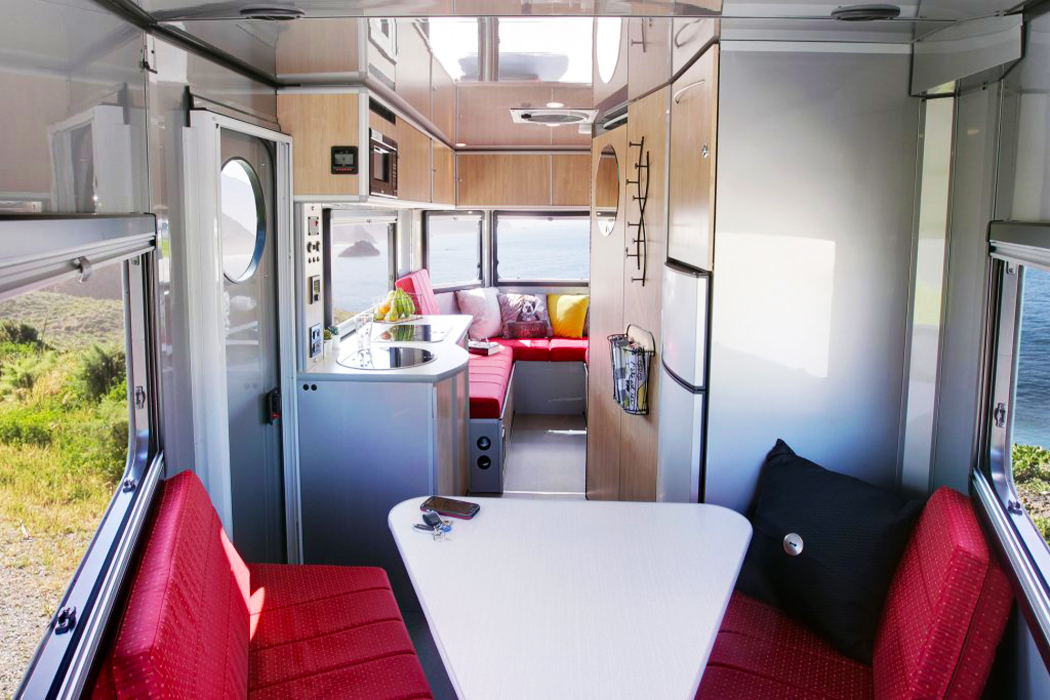 Touring car，High performance，Aluminium，aerodynamics，comfortable，