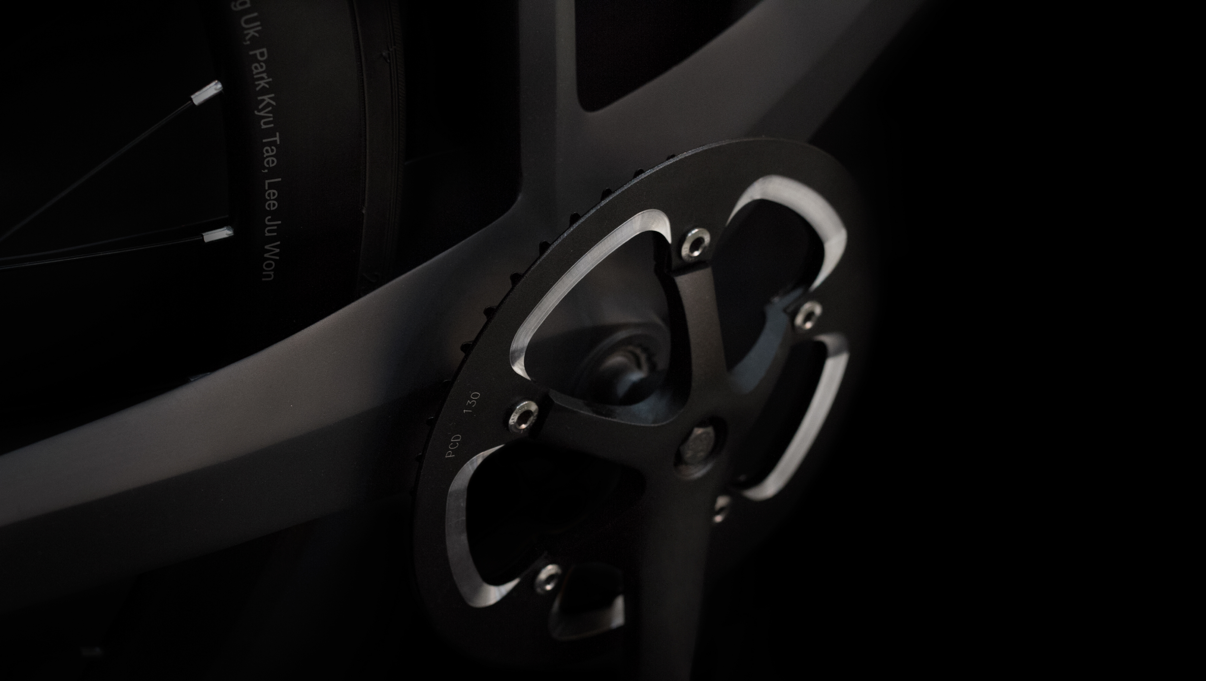 Simplicity，delicate，lithe，concise，motion，