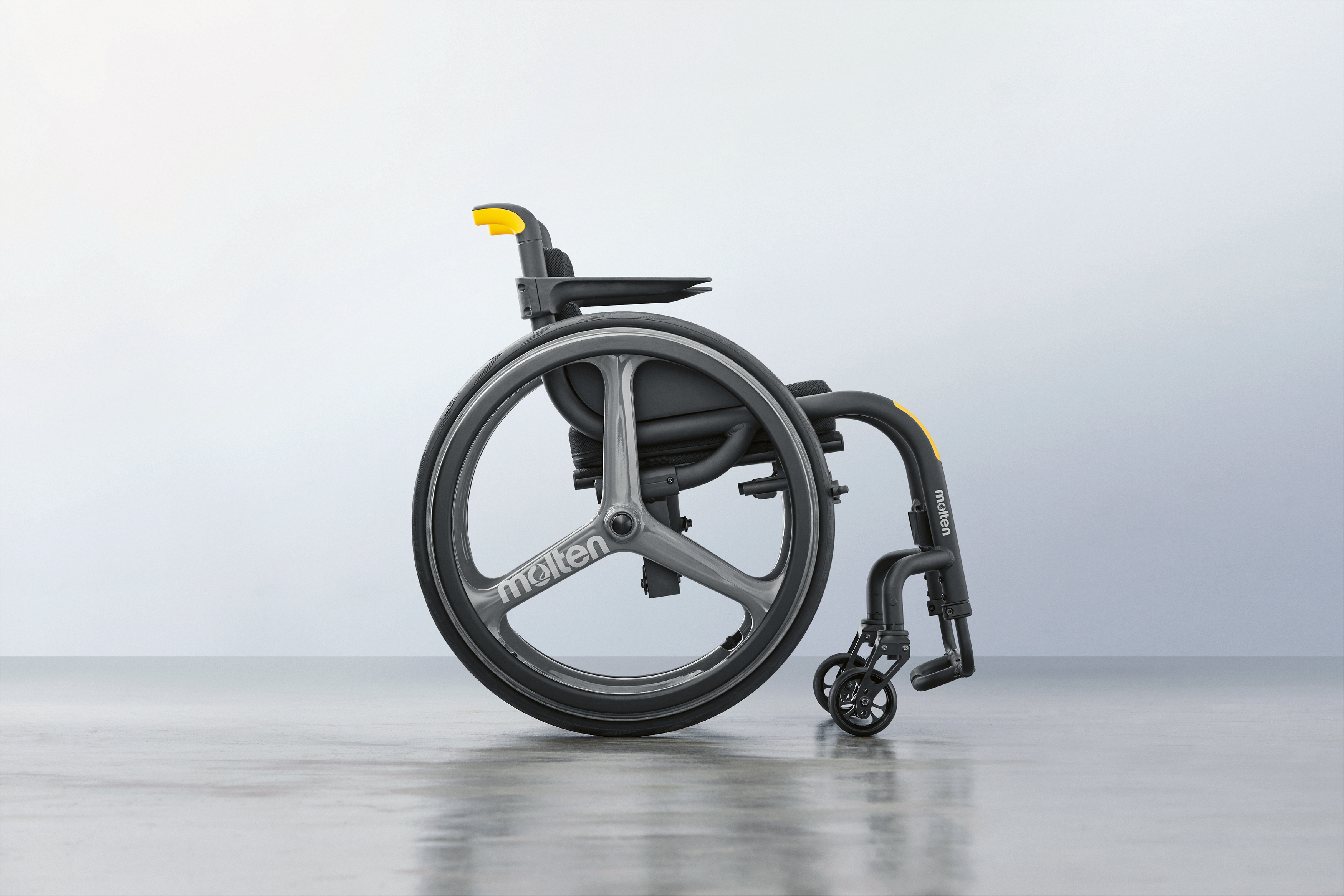 2020 red dot product design award，Wheeliy，wheelchair，fold，
