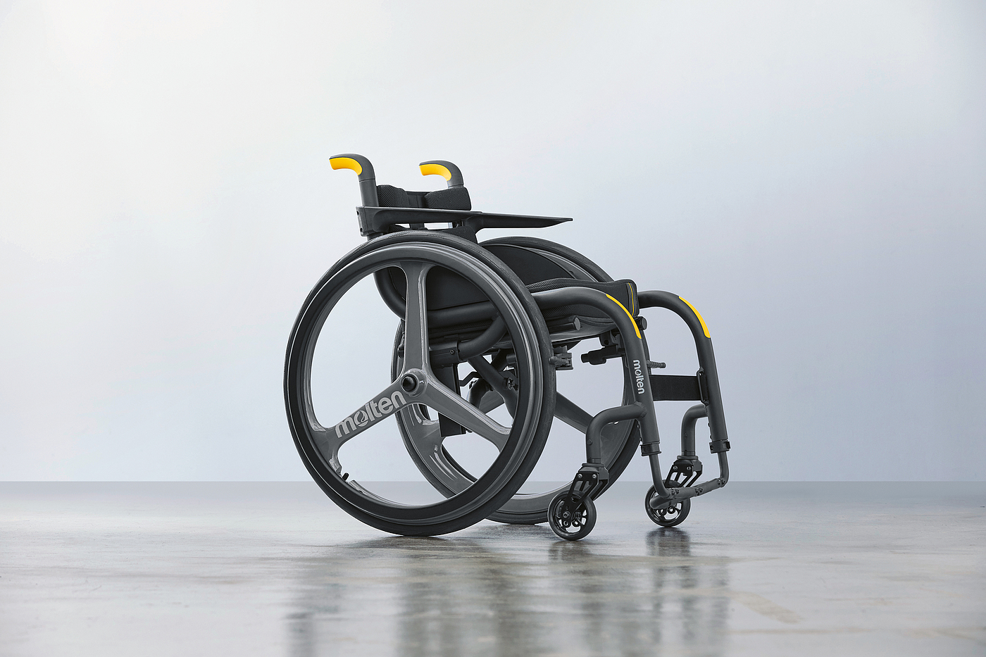 2020 red dot product design award，Wheeliy，wheelchair，fold，