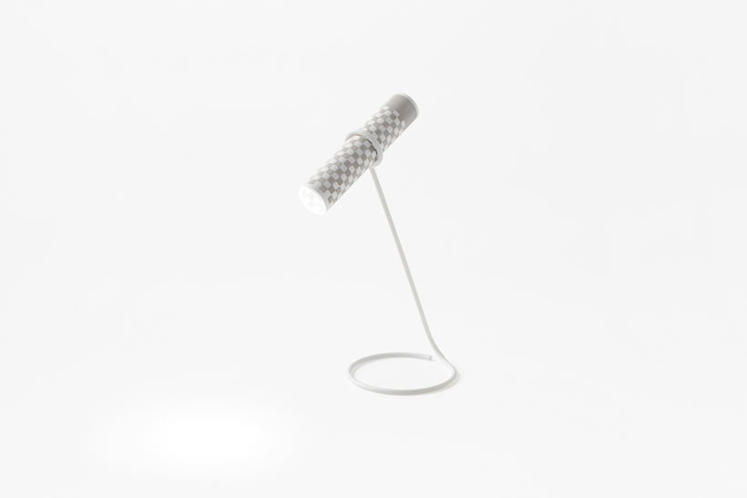 Roll paper lighting，Sato Da，Desk lamp，Flashlight，Interesting design，