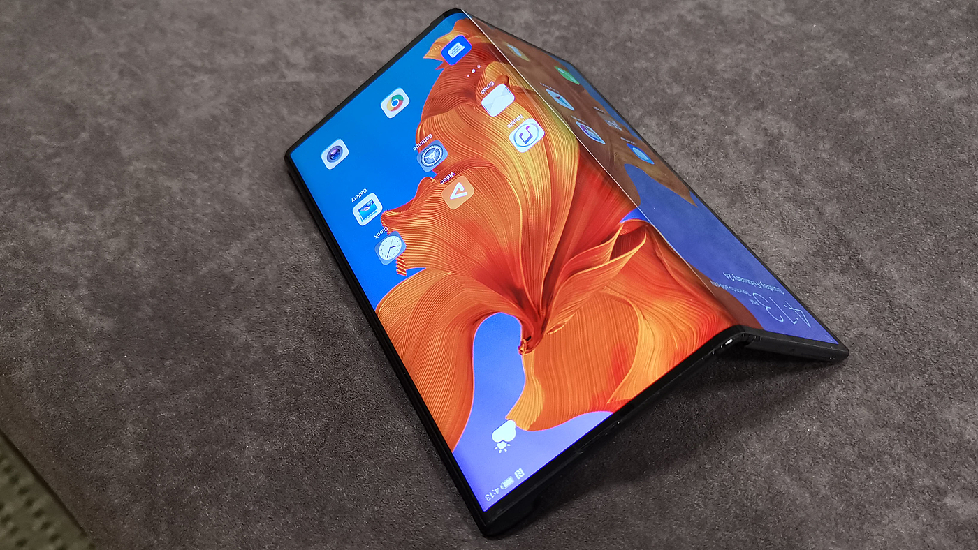 Intelligent mobile phone，HUAWEI Mate X，Electronics，2020 red dot product design award，